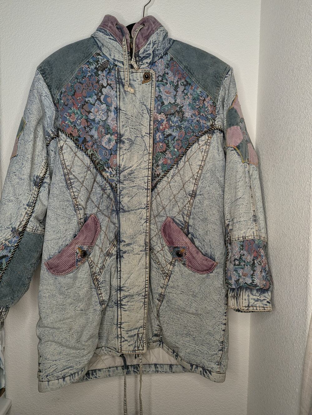 New York Girl Corduroy Denim Quilted Jacket M Y2K Babydoll Unique Coquette Chic